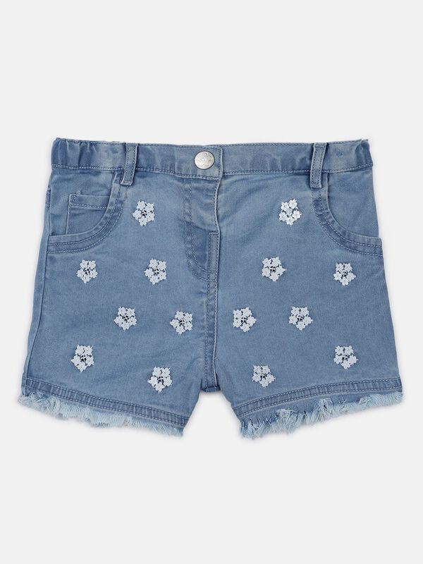 Denim Shorts -Floral image number 0
